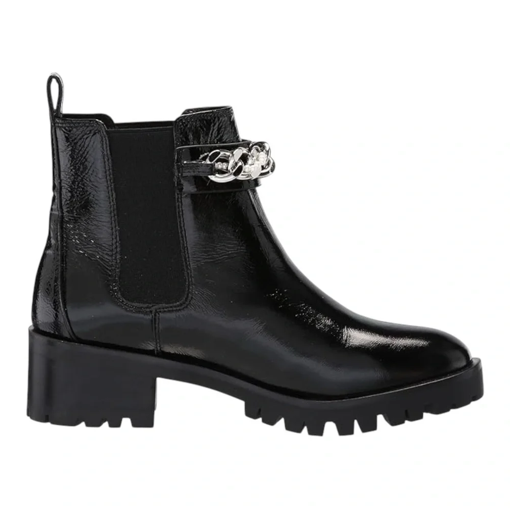 KARL LAGERFELD| Porshay Lug Sole Bootie (Women)